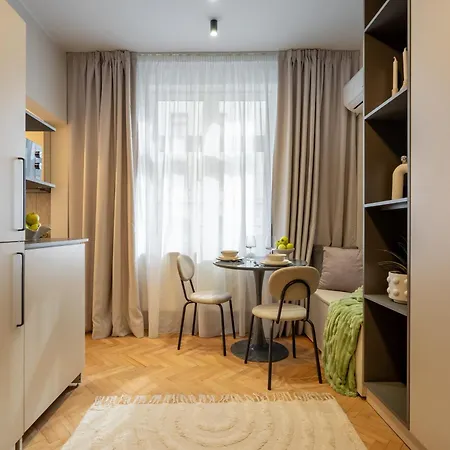 Old Town - Carada 5 - Urbannest Daire *