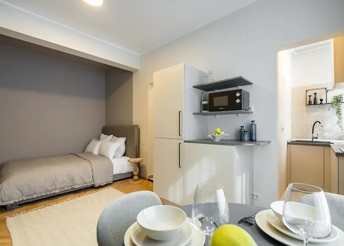 Apartament Old Town - Carada 5 - Urbannest Bucureşti